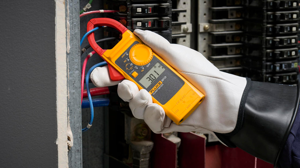 600A AC/DC Clamp Meter T782