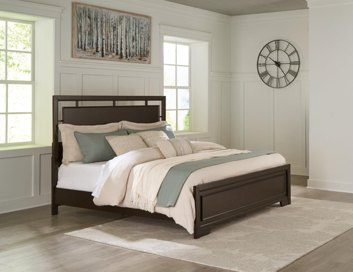 California King Panel Bed O49591
